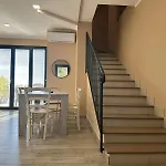 Διαμέρισμα Romano's Ville&apartaments Fleri