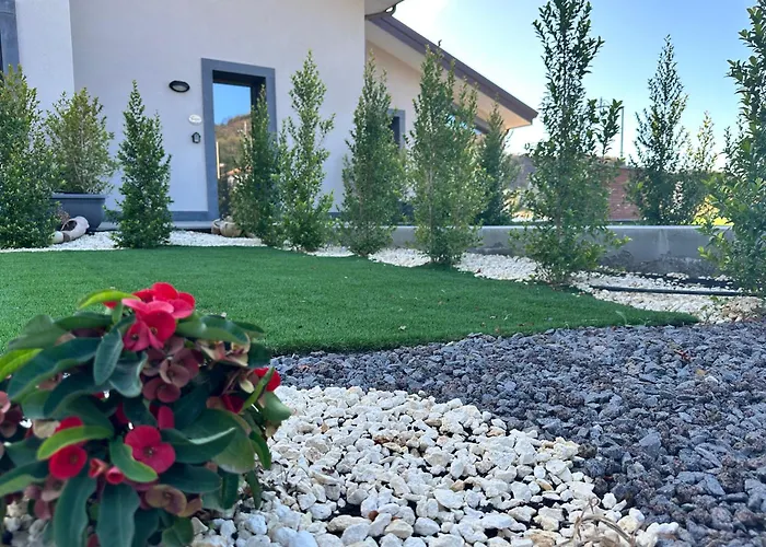 Romano's Ville&apartaments Fleri